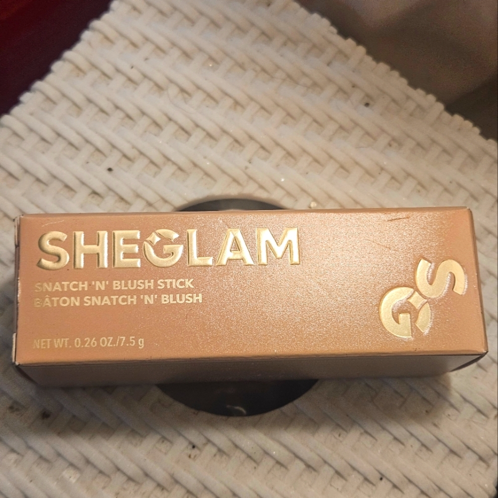 SHEGLAM SNATCH & BLUSH STICK. PLUM WINE. NIB
